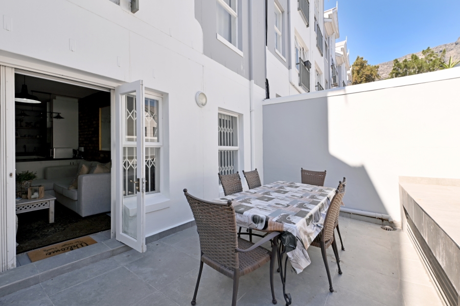 1 Bedroom Property for Sale in Oranjezicht Western Cape